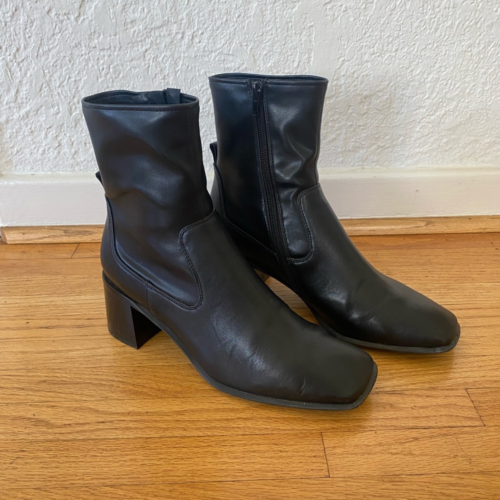 EUC Need Supply Co black leather boot